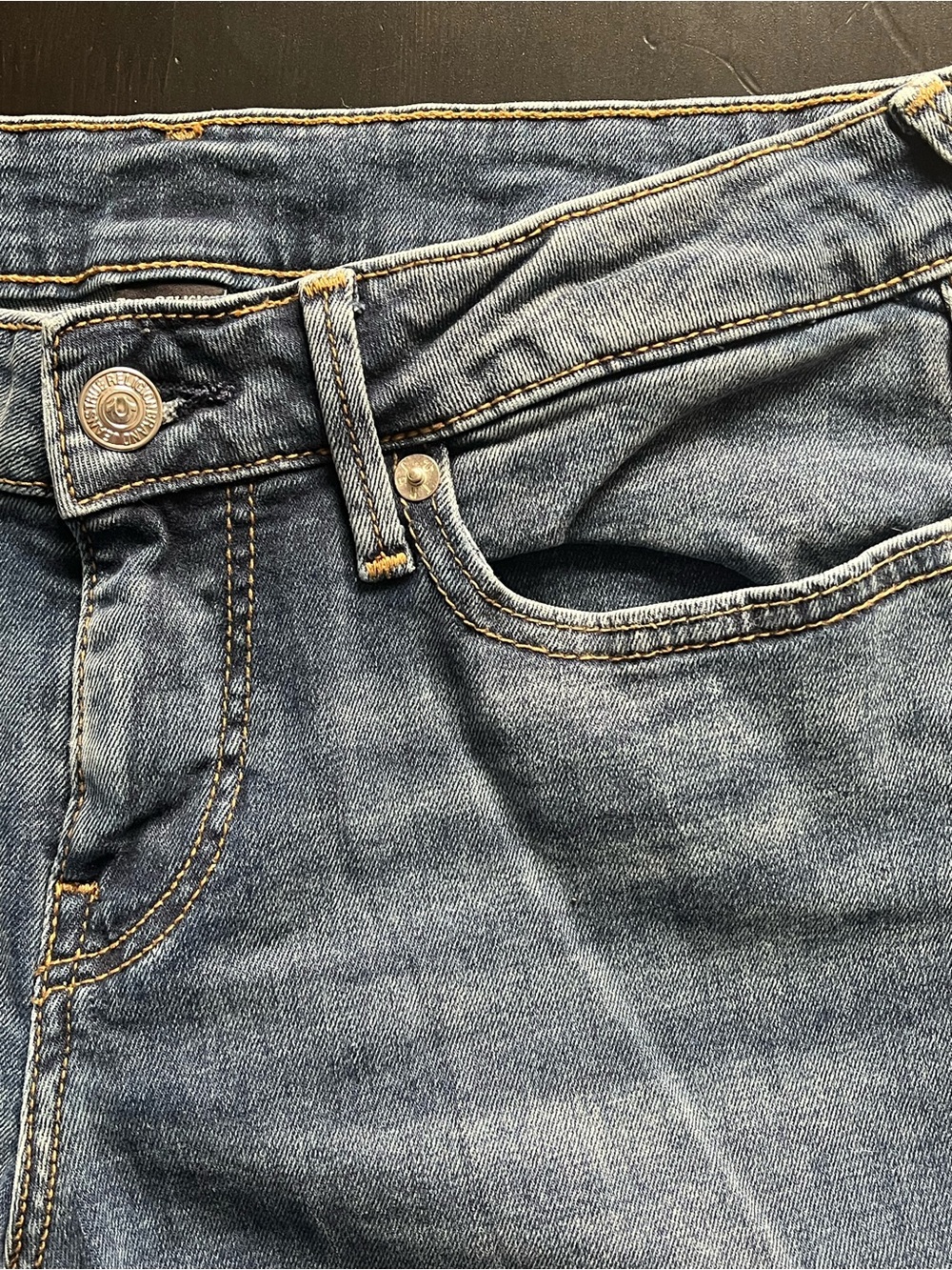 True Religion Becca Mid-Rise Blue Women's 28” Waist 28” Inseam Bootcut Jeans EUC - Picture 6 of 12